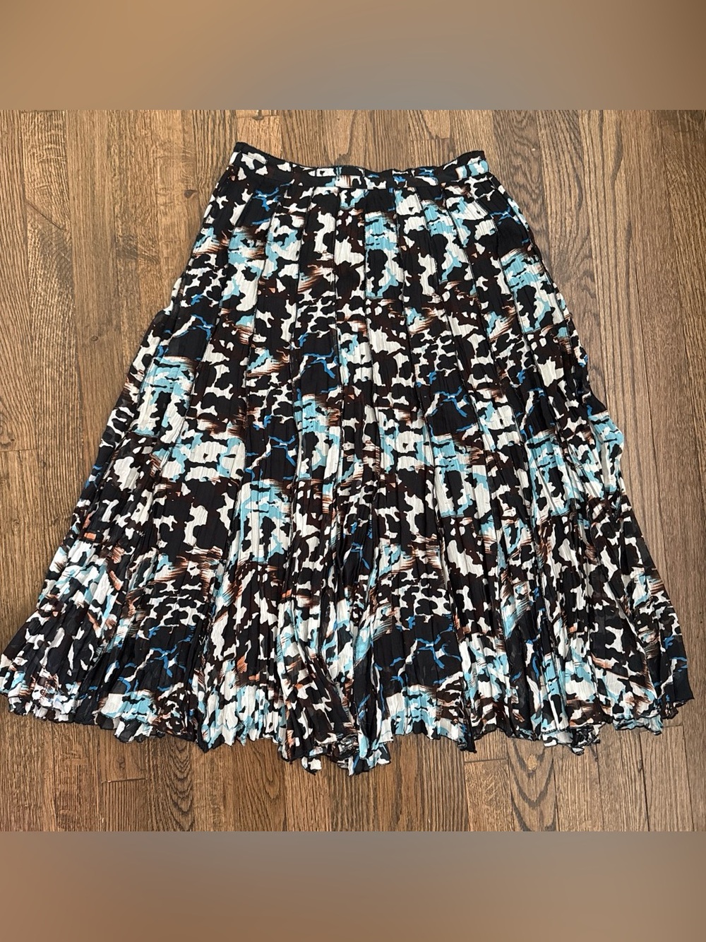 Alberto Makali Abstract Camo Crinkle Pleated Midi Skirt Size 4 Boho Fairycore